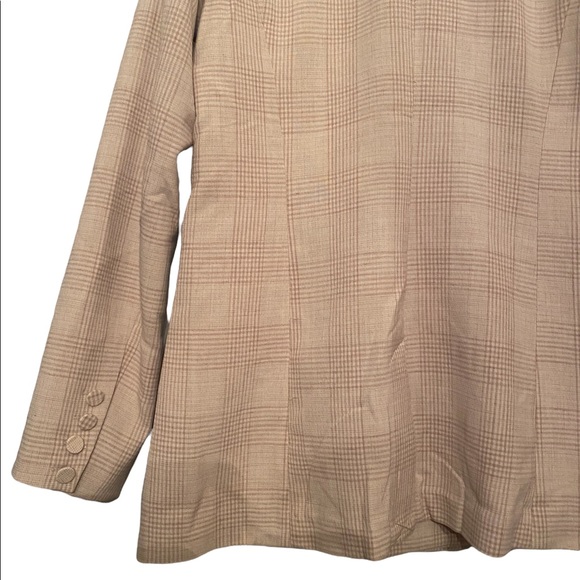 House of Harlow Tan Plaid Blazer - Picture 6 of 15